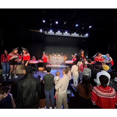 Spectacle de noël des résidents du service asile et intégration